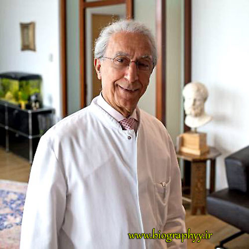 بیوگرافی  پروفسور مجید سمیعی