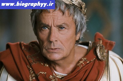 Biography - Alain Delon - actor - the - famous - French (6)